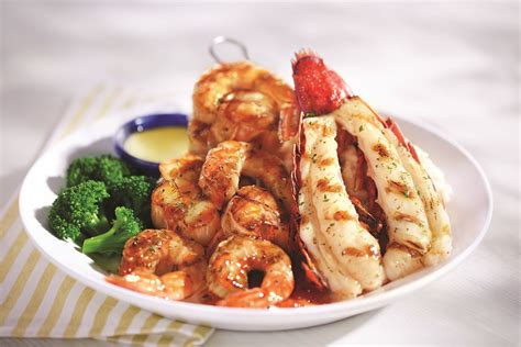 Red Lobster Wood-Grilled Maine Lobster Tail