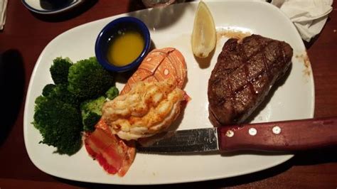 Red Lobster Wood-Grilled Sirloin Steak