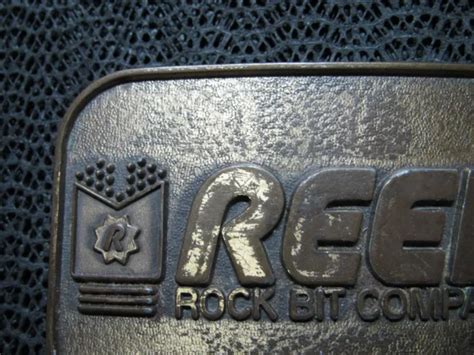 Reed's logo