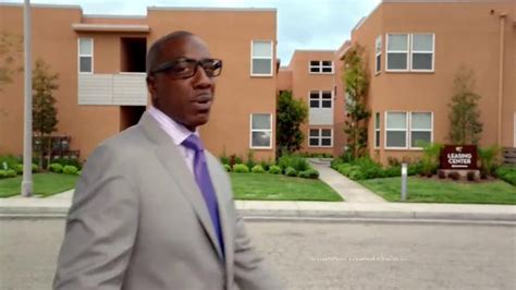 Rent.com TV Spot, 'J.B. Smoove Showcase Totally Legit Apartments'