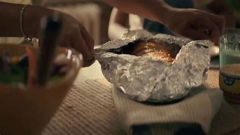 Reynolds Wrap TV commercial - Dinner in America