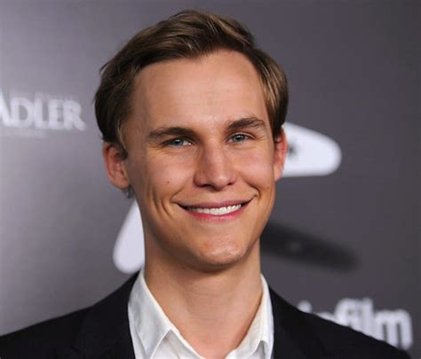 Rhys Wakefield commercials