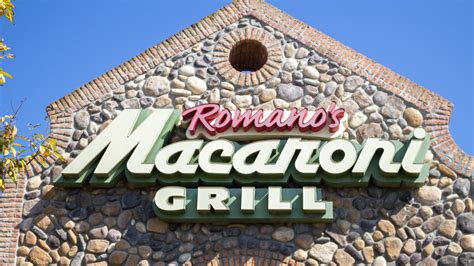 Romano's Macaroni Grill logo
