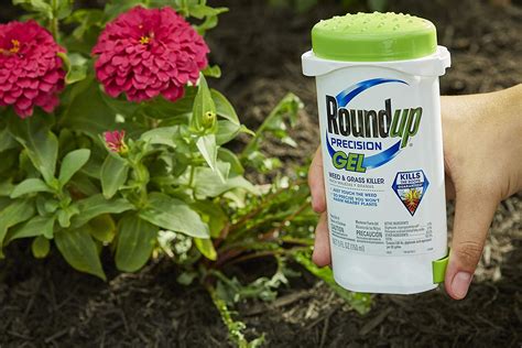 Roundup Precision Gel Weed & Grass Killer TV Spot, 'Draw the Line'