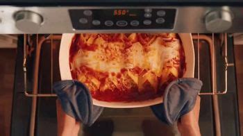 Rubbermaid DuraLite Bakeware TV Spot, 'Go Oven to Table' created for Rubbermaid