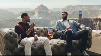 Ruffles Flamin' Hot BBQ TV Spot, 'Without Ridges: Daredevil' Featuring Anthony Davis, King Bach featuring Scott Peat