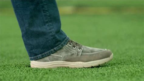 SKECHERS Relaxed Fit TV Spot, 'Amoldados' con Mariano Rivera featuring Shawn T. Andrew