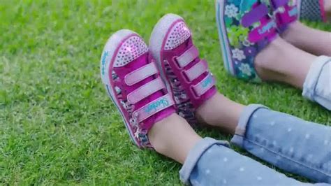 SKECHERS Twinkle Toes TV commercial - Dance Party With the Girls