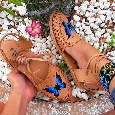 SO Willa Girls' Huarache Sandals