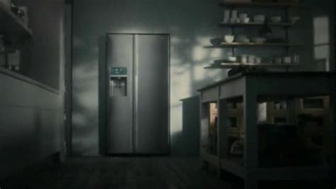 Samsung Food ShowCase Refrigerator TV Spot, 'Mom's Birthday Surprise'