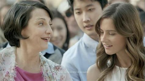 Samsung Galaxy S4 TV commercial - Grad Photo