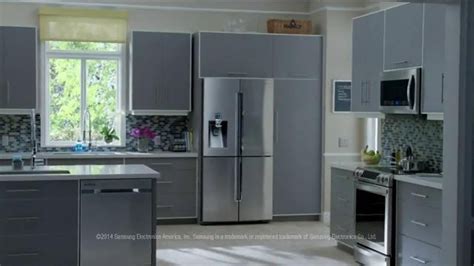 Samsung Home Appliances Chef Collection TV Spot, 'La Brulee et Le Poisson' featuring Francis Dumaurier