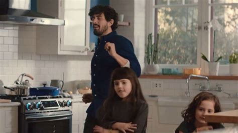 Samsung Home Appliances Spring for Something New Event TV Spot, 'Let Go' featuring Dan Crane