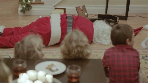 Samsung TV Spot, 'Santa Fail' featuring Maxston Seitz