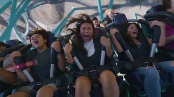 SeaWorld San Diego Summer Sale TV commercial - Ignite Your Summer: Electric Ocean