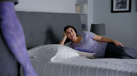 Serta iComfort TV Spot, 'Testing' featuring Angie Greenup