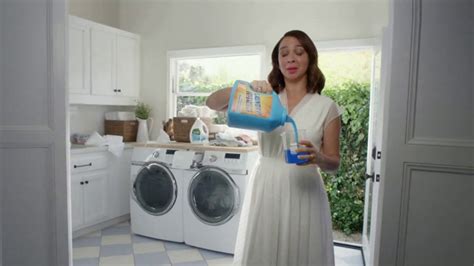 Seventh Generation Free & Clear TV Spot, 'Not Blue Goo' Feat. Maya Rudolph created for Seventh Generation Laundry