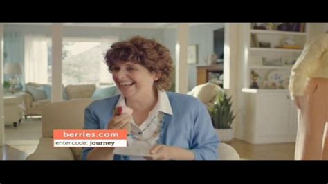 Shari's Berries TV Spot, 'Mothers' Day Parrot' created for Shari's Berries