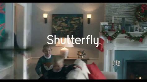 Shutterfly Greetings TV commercial - Never Let Go of the Holiday Season