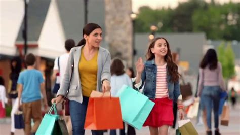 Simon Premium Outlets TV Spot, 'Back to School' featuring Devin Ratray