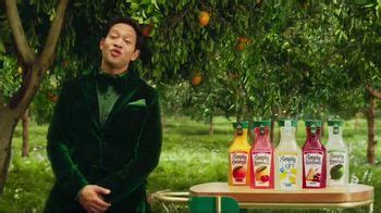 Simply Beverages TV Spot, 'Smart Door' Featuring Eugene Cordero featuring Eugene Cordero