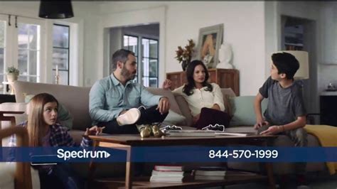 Spectrum TV, Internet and Voice TV Spot, 'Don't Take My Word for It' featuring Chris Moss