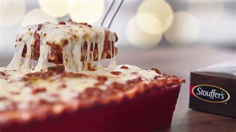 Stouffer's Party Size Lasagna With Meat & Sauce TV Spot, 'Holidays: Keeps Them Coming Back' featuring Jessica Cannon