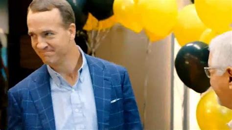 Subway TV Spot, 'Now That's a Deal' Featuring Peyton Manning