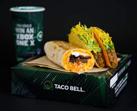Taco Bell $5 Steak Quesarito Box logo