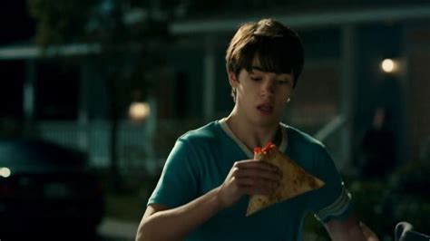 Taco Bell Grilled Stuft Nacho TV Spot, 'Run' Song by Portugal the Man featuring Evan Crooks