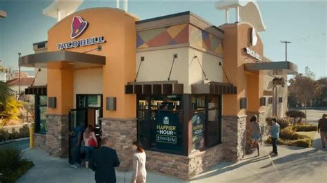 Taco Bell Happier Hour TV Spot, 'Happy Hour Date'