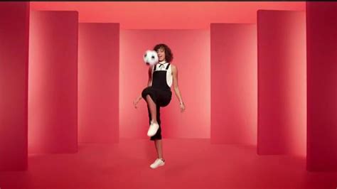 Target TV Spot, 'Vibes, TargetStyle' Song by Spencer Ludwig featuring Halston Van Atta