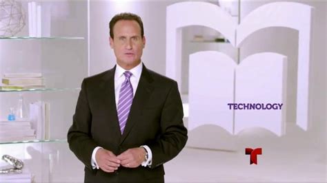 Telemundo TV Spot, 'Learning is Succeeding' Featuring José Díaz Balart