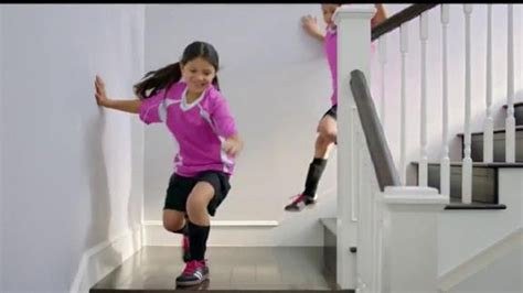 The Home Depot TV Spot, 'Fútbol en la casa' created for The Home Depot