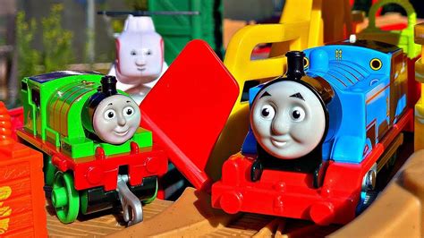 Thomas & Friends Trains & Cranes Super Tower TV commercial - Big Friends and Big Fun