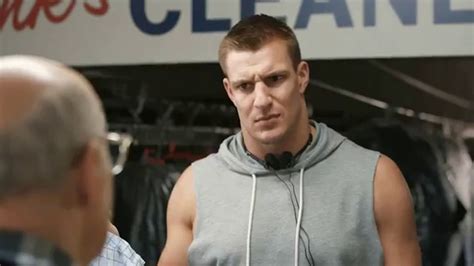 Tide Super Bowl 2017 Teaser, 'Customers Come First at Gronk's Cleaners'