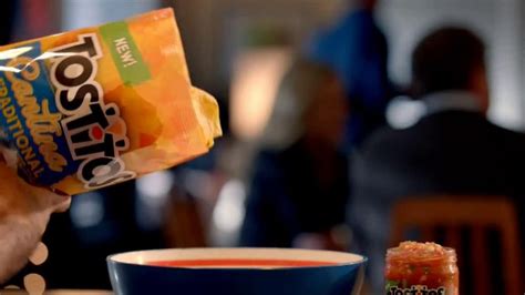 Tostitos Cantina Chips TV Spot, 'Mexican Restaurant' featuring Claudia Choi