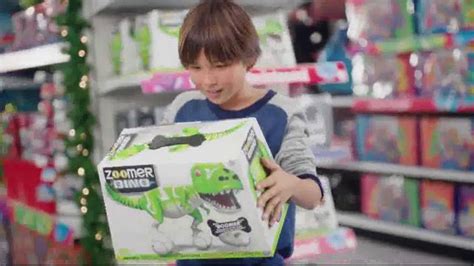 Toys R Us 2 Day Sale TV Spot, 'Explore the World' featuring Maddox Henry