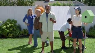 TracFone TV Spot, 'Backyard Party' featuring Dusan Brown