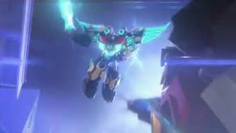 Transformers Power Surge Optimus Prime TV Spot, 'Step Into the Light'