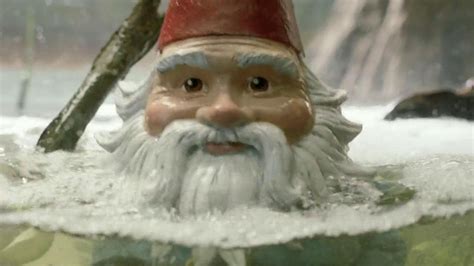 Travelocity TV Spot, 'Swimming with the Piranhas' featuring Harry Enfield