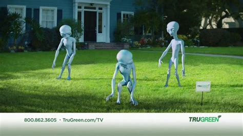 TruGreen TV Spot, 'Aliens: 50 Off First Service'