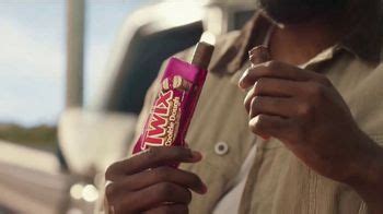 Twix Cookie Dough TV Spot, 'Rooster Chat' created for Twix