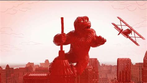 Twizzlers TV Spot, 'King Kong' featuring Jessica Cannon