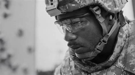 U.S. Army TV Spot, 'Equipo' created for U.S. Army