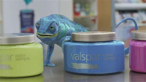 Valspar Signature TV Spot, 'Chameleons: It Says Blue' featuring Lori Alan