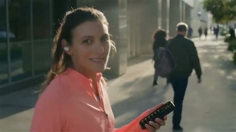 Verizon TV Spot, 'Caras' created for Verizon