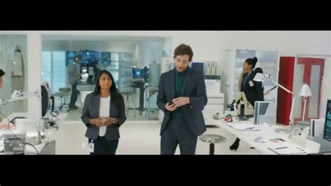 Verizon Unlimited TV Spot, 'Galaxy S8 Reasons' Featuring Thomas Middleditch