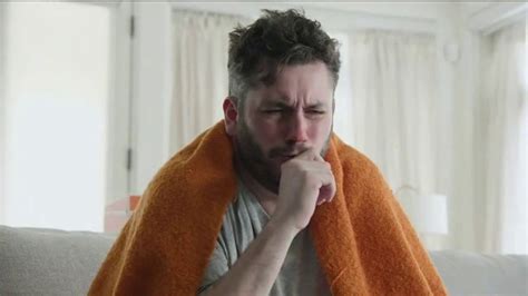 Vicks DayQuil Severe TV Spot, 'Knock Your Cold Out' featuring Tom Finn