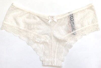 Victoria's Secret Very Sexy Wildflower Lace Thong Panty logo